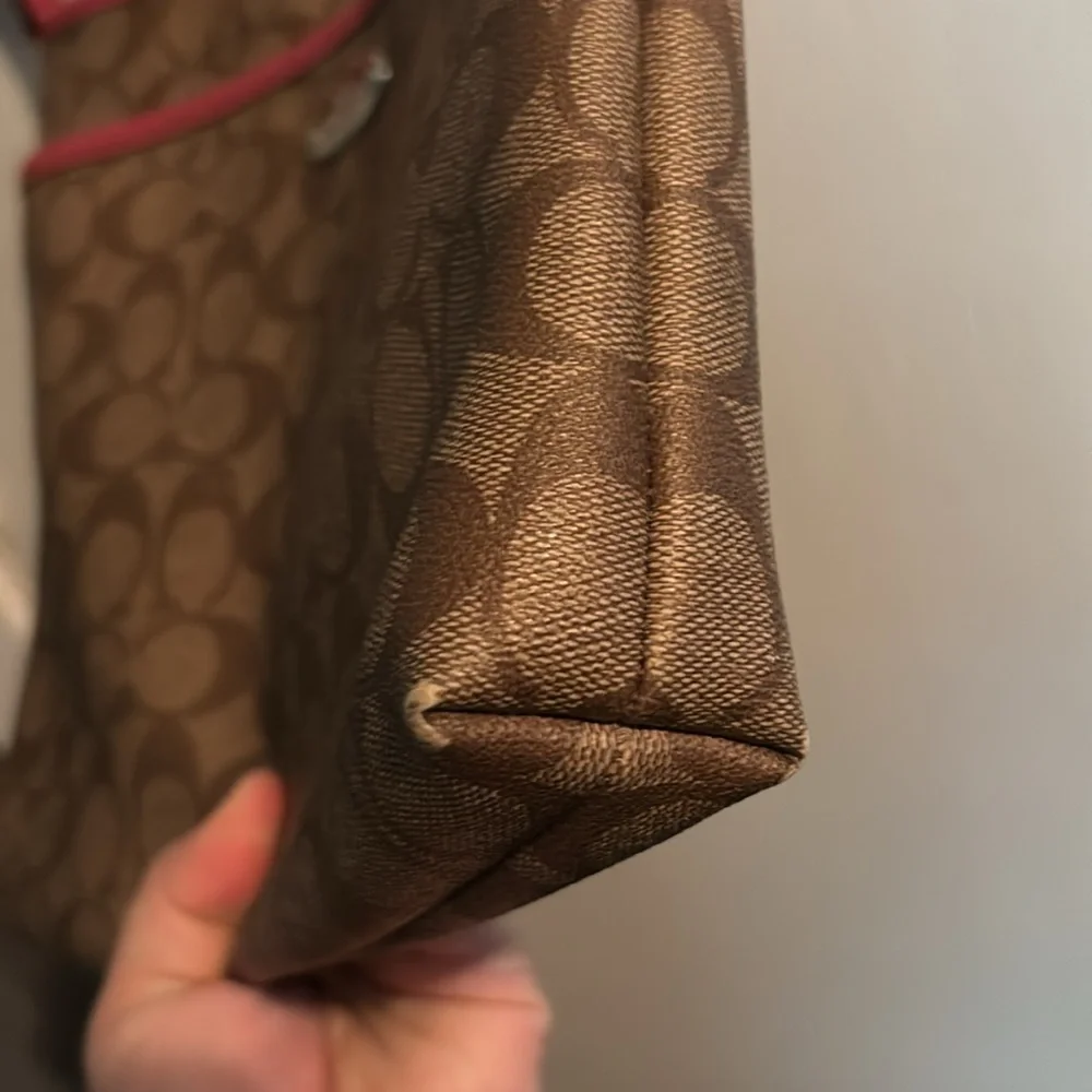 Coach purse - Picture 7 of 8